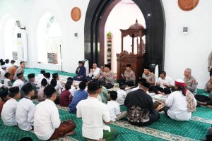 Hari Bhayangkara ke-80, Wakapolri Tanamkan Kepedulian Sosial kepada Taruna Akpol Lewat Santunan Anak Yatim